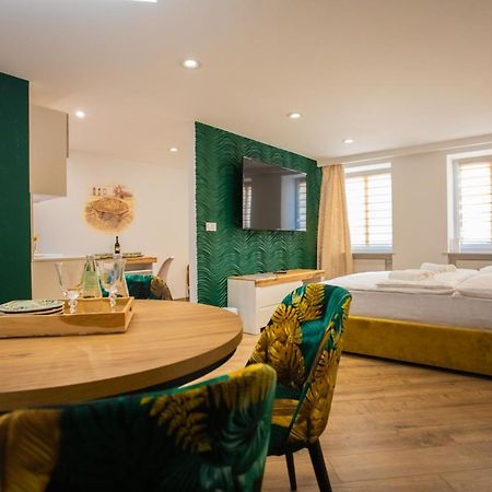Apartament Ksiazecy Gold Klimatyzacja Boleslawiec  Kültér fotó