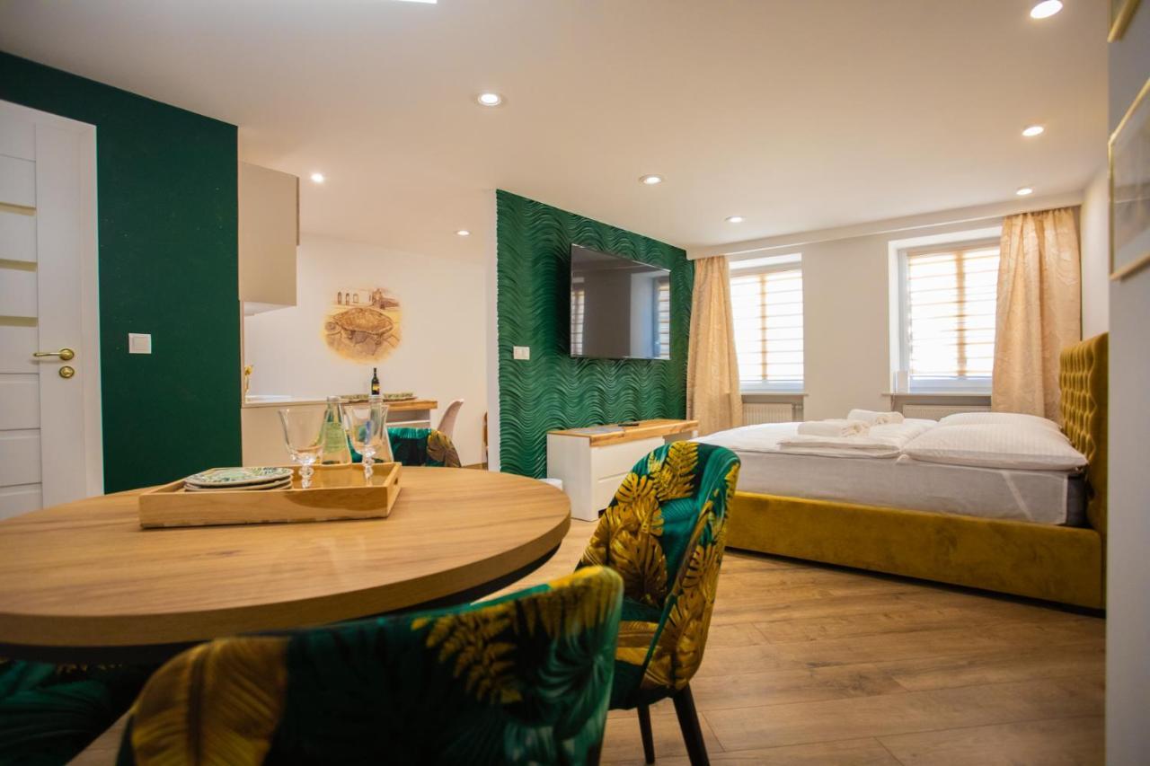 Apartament Ksiazecy Gold Klimatyzacja Boleslawiec  Kültér fotó